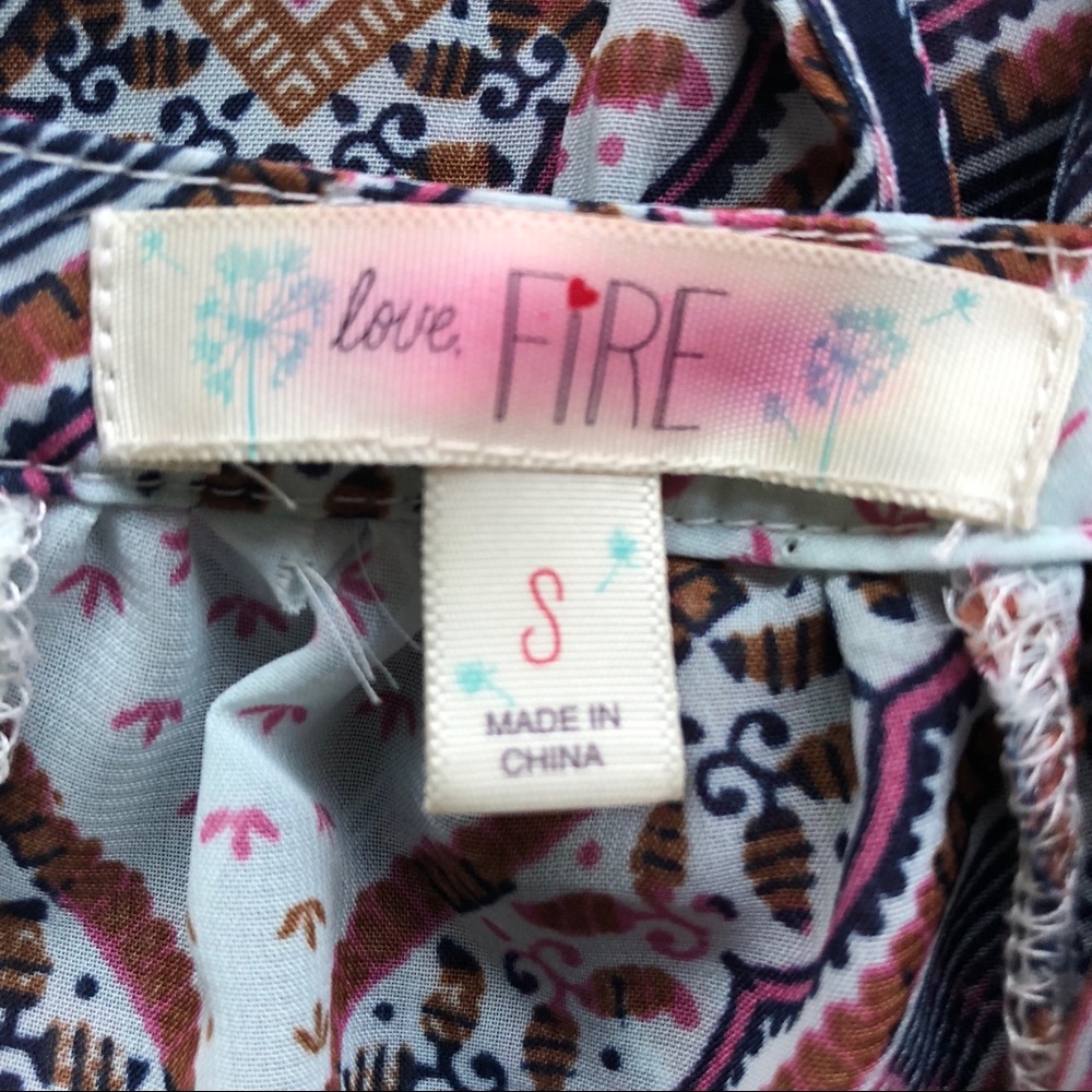 Love. Fire Boho style top with open back Small - Picture 6 of 7